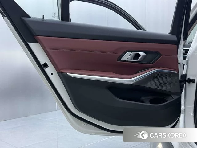 BMW i3 id 4394131 из Китая 13