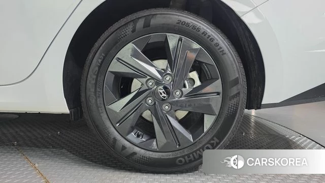 Hyundai Avante (CN7) id 4475702 из Кореи 13