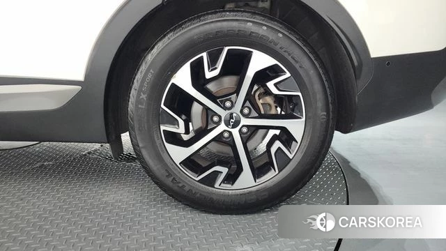 Kia Sportage 5th Generation Hybrid id 4641234 из Кореи 13