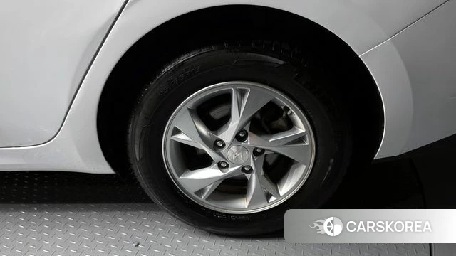 Hyundai Avante (CN7) id 4223982 из Кореи 13