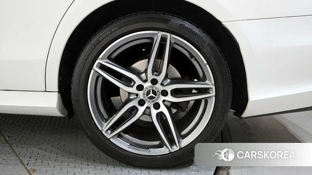 Mercedes-Benz E-Class W213 id 4225308 из Кореи 13