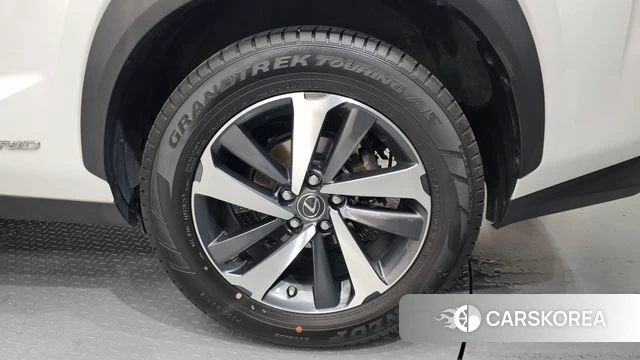 Lexus NX300h id 4581476 из Кореи 13