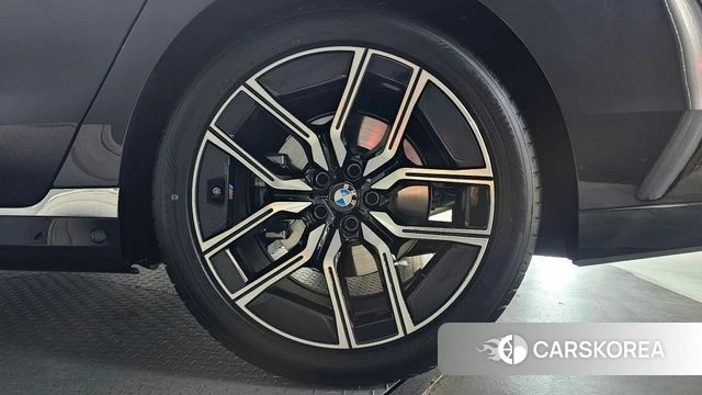 BMW 7 Series (G70) id 4321546 из Кореи 13