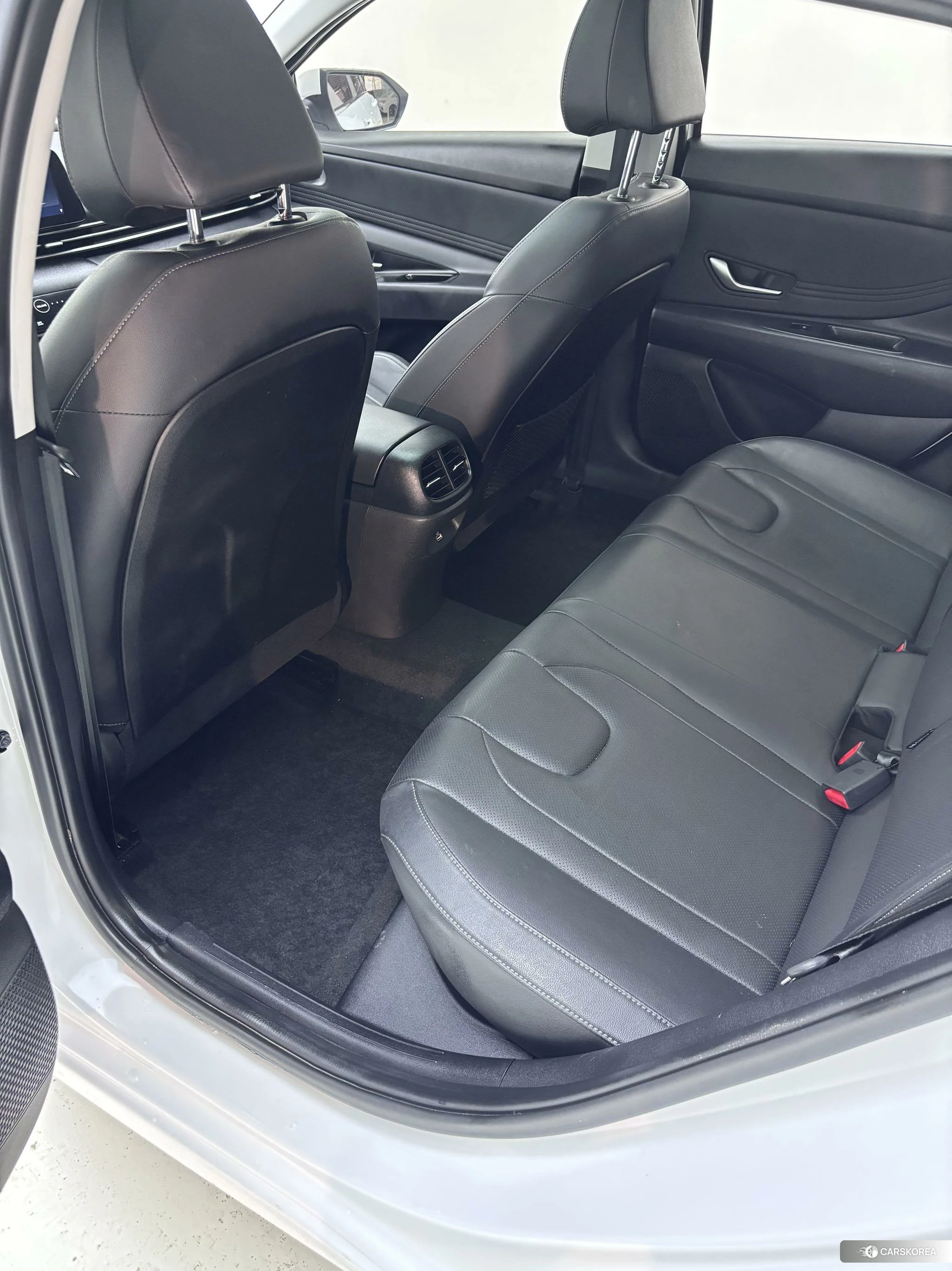 Hyundai Elantra id 4512884 из Китая 13