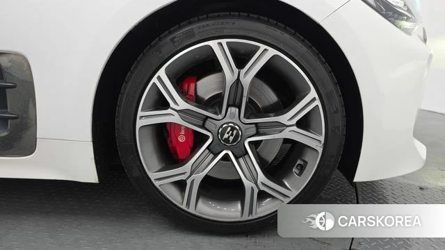 Kia Stinger id 4658103 из Кореи 13