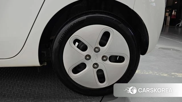 Kia The New Kia Ray id 4645943 из Кореи 13