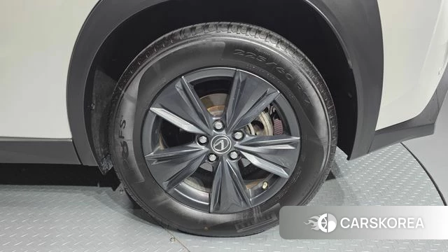 Lexus UX250h id 4322424 из Кореи 13
