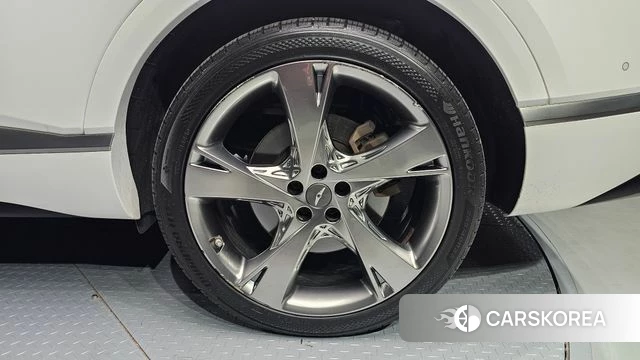 Genesis GV80 id 4225004 из Кореи 13