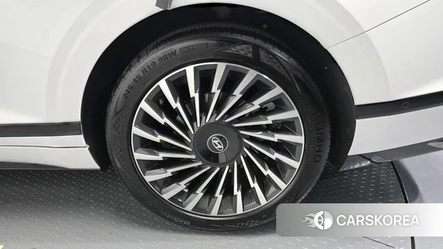 Hyundai Grandeur (GN7) id 4322474 из Кореи 13