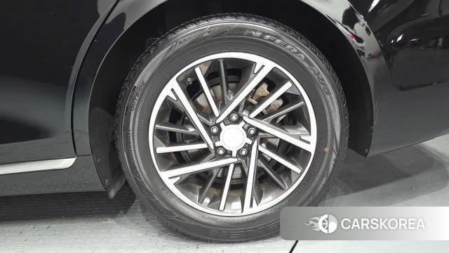 Hyundai The New Grandeur IG id 4624240 из Кореи 13