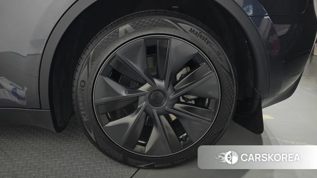 Tesla Model Y id 4706111 из Кореи 13