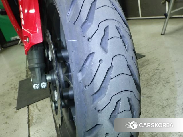 Honda CBR400R id 3949767 из Японии 13