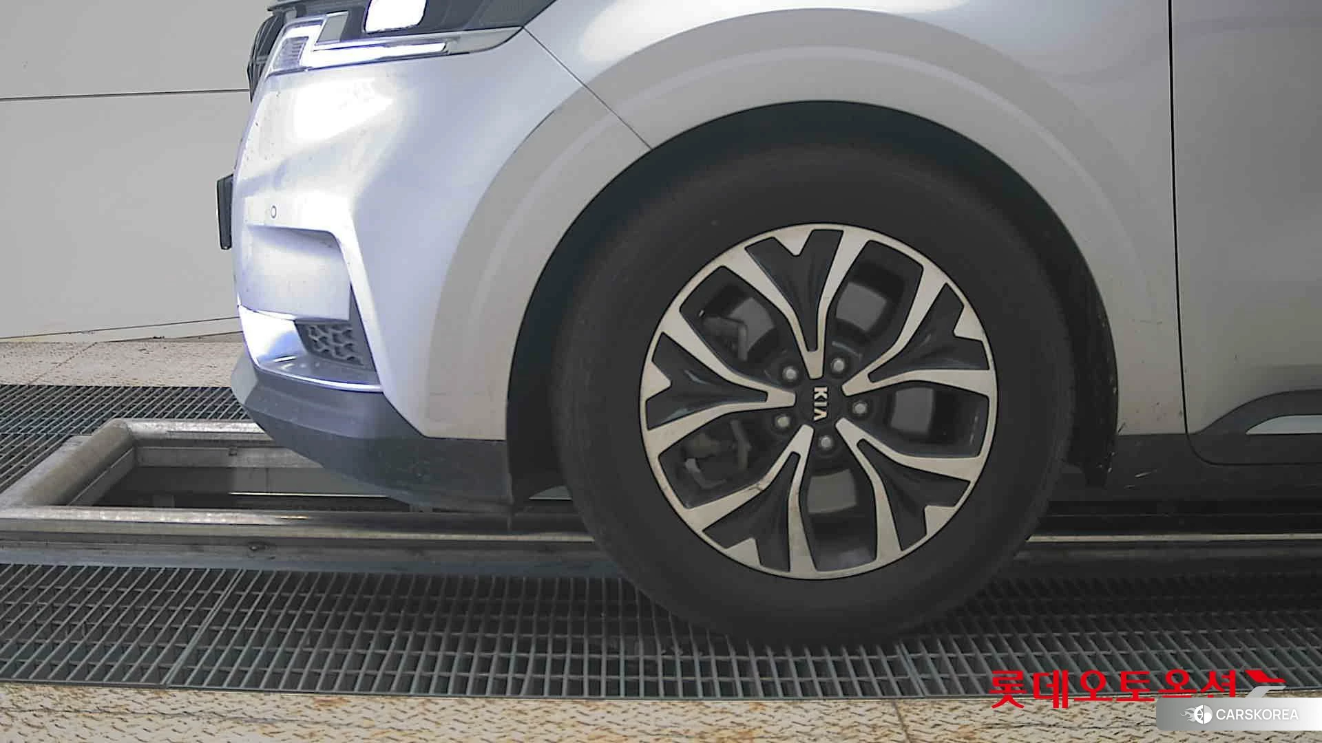 Kia Carnival id 4909317 из Кореи 13