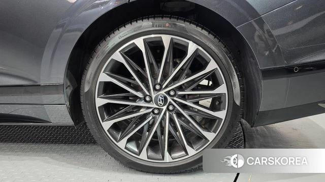 Hyundai Grandeur (GN7) id 4893622 из Кореи 13