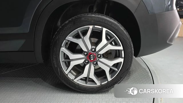 Kia Seltos id 4507821 из Кореи 13