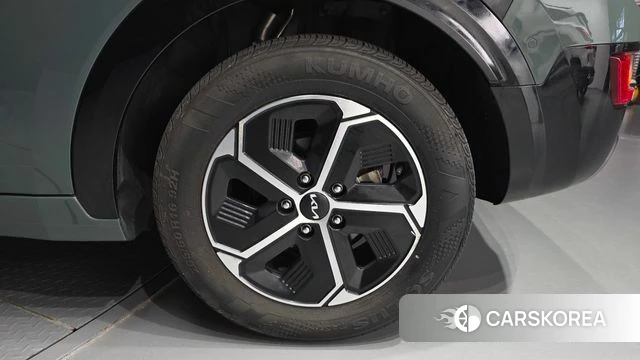 Kia Di Ol Nu Niro id 4835630 из Кореи 13