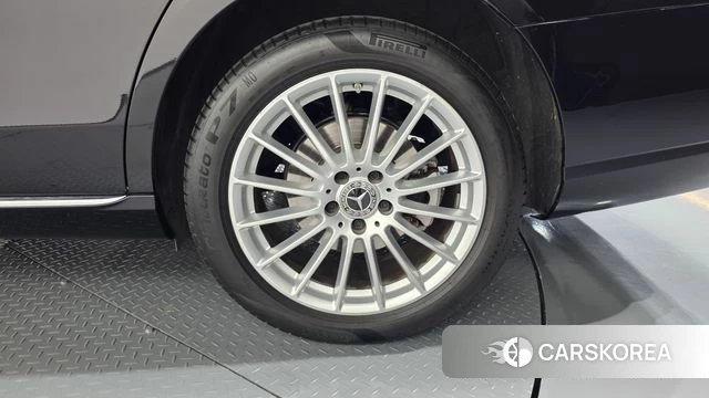 Mercedes-Benz E-Class W213 id 4608461 из Кореи 13