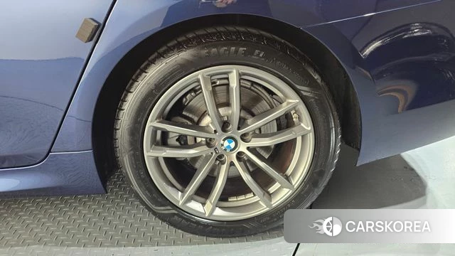 BMW 5 Series (G30) id 4447168 из Кореи 13