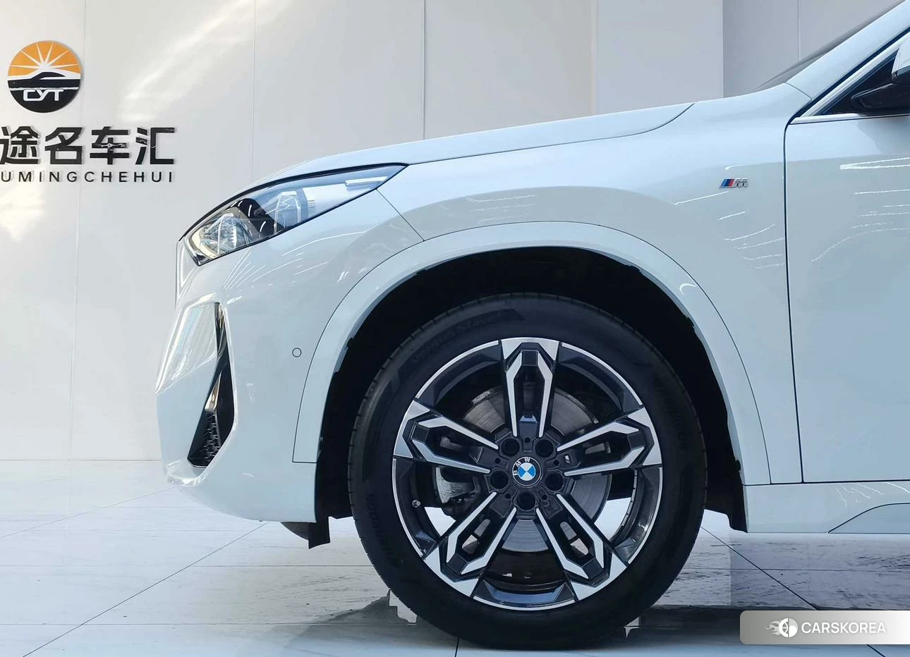 BMW X1 id 4407420 из Китая 13