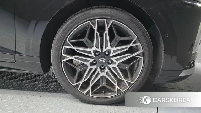 Hyundai Grandeur Hybrid (GN7) id 4201661 из Кореи 13