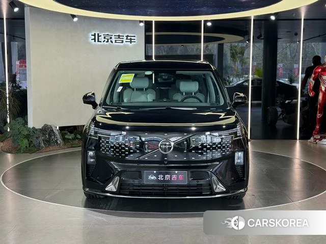 Volvo EM90 id 4198958 из Китая 13