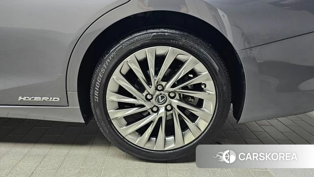 Lexus ES300h 7th generation id 4609260 из Кореи 13