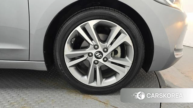 Hyundai Avante AD id 4203872 из Кореи 13