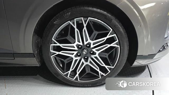 Hyundai Grandeur Hybrid (GN7) id 4928621 из Кореи 13