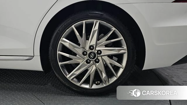 Hyundai The New Grandeur IG id 4350855 из Кореи 13