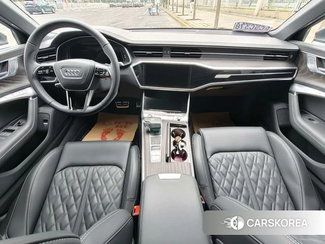 Audi A6L id 4353105 из Китая 13