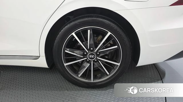 Hyundai The New Grandeur IG id 4519978 из Кореи 13