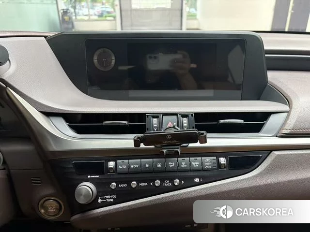 Lexus ES id 4276674 из Китая 13
