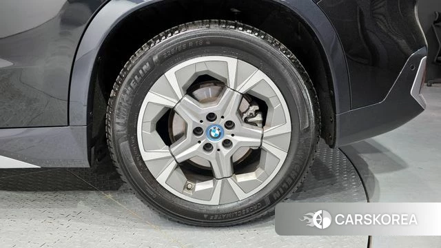 BMW iX1 (U11) id 4280203 из Кореи 13