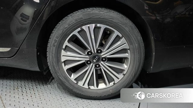 Kia K7 Premier Hybrid id 4855904 из Кореи 13