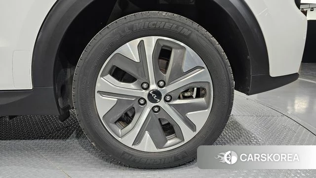 Kia Niro EV id 4202573 из Кореи 13