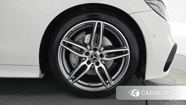 Mercedes-Benz E-Class W213 id 4865412 из Кореи 13