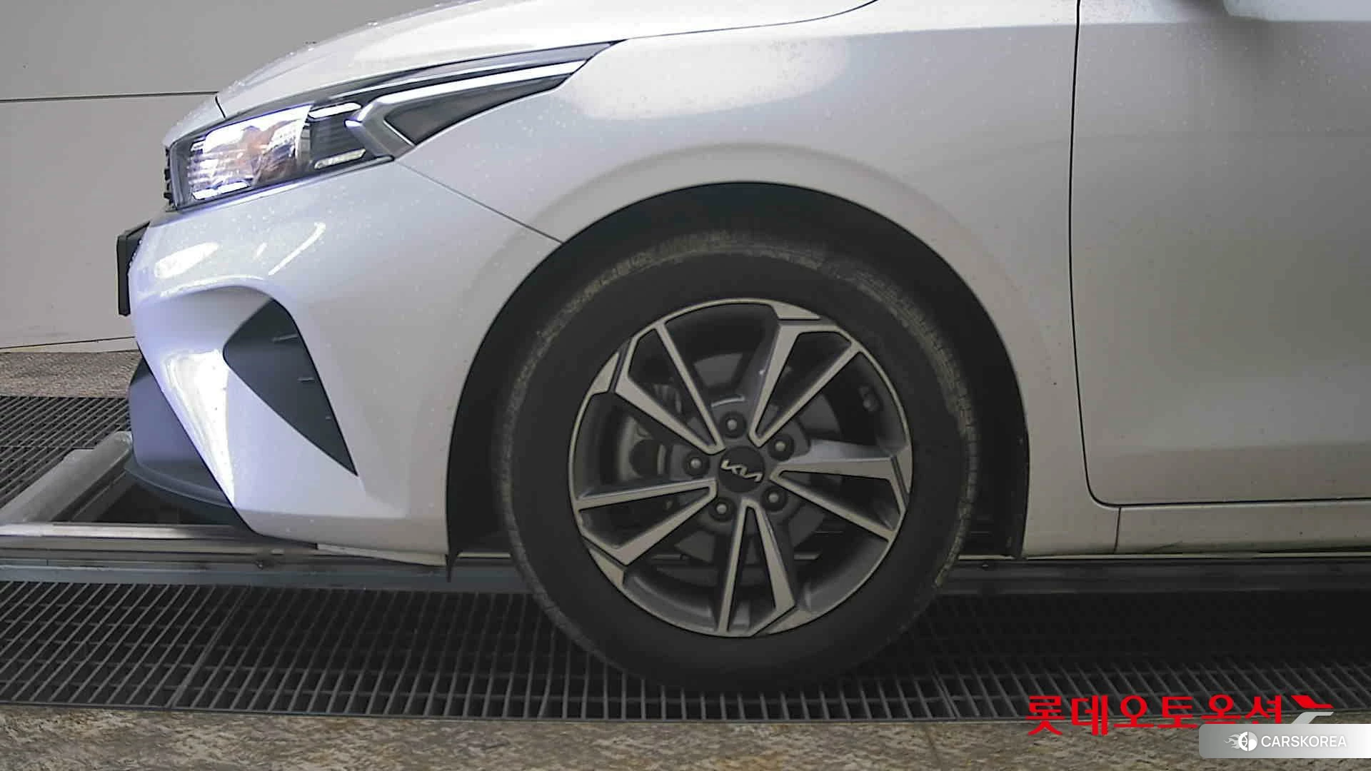 Kia K3 id 3869425 из Кореи 13