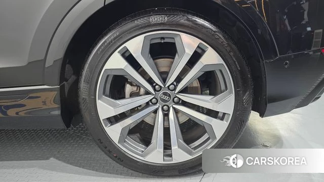 Audi Q8 (4M) id 4474990 из Кореи 13