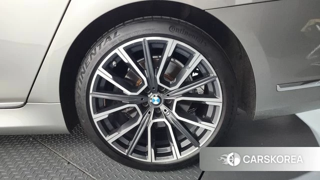 BMW 7 Series (G11) id 4396971 из Кореи 13
