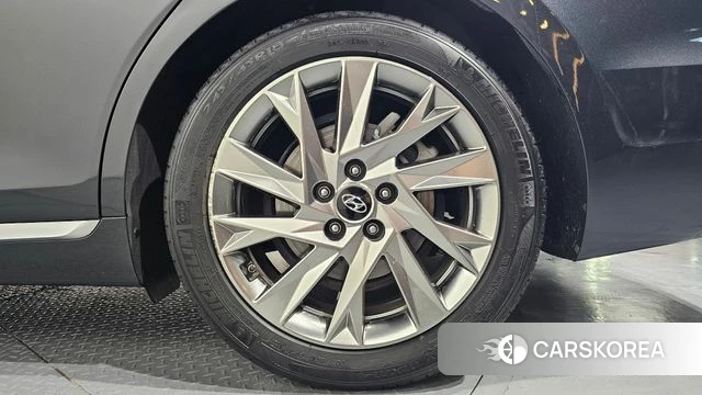 Hyundai The New Grandeur IG Hybrid id 4377549 из Кореи 13
