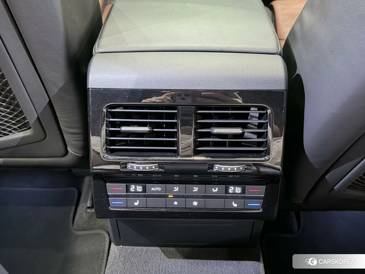Volkswagen Touareg id 4455788 из Китая 13