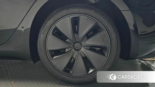 Tesla Model 3 id 4589877 из Кореи 13