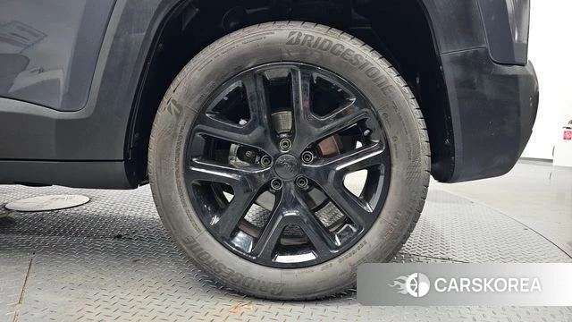 Jeep Renegade id 4725428 из Кореи 13