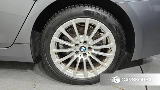 BMW 5 Series (G30) id 4430128 из Кореи 13