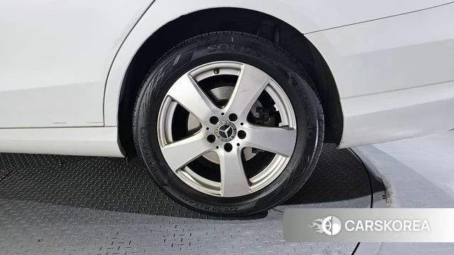 Mercedes-Benz C-Class W205 id 4225850 из Кореи 13