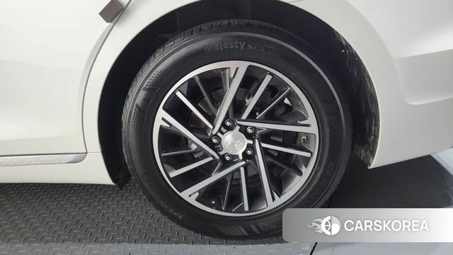 Hyundai The New Grandeur IG id 4284596 из Кореи 13