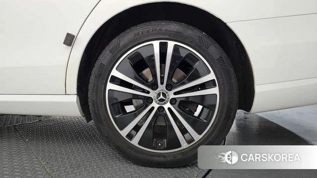 Mercedes-Benz E-Class W213 id 4759549 из Кореи 13