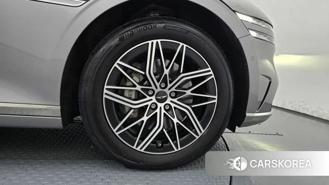 Genesis G90 (RS4) id 4726135 из Кореи 13