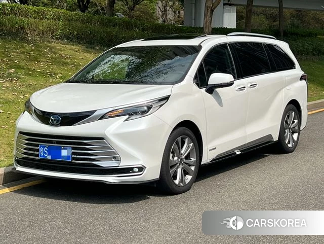 Toyota Saina id 4274568 из Китая 13