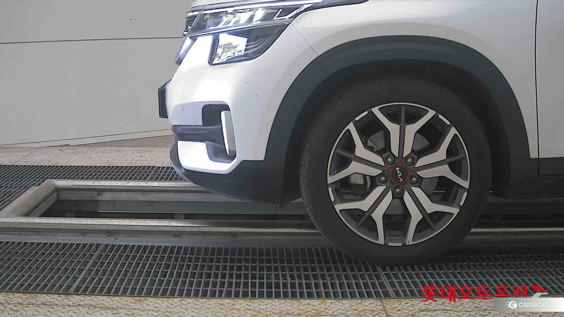 Kia Seltos id 4902466 из Кореи 13
